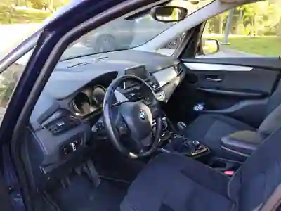 BMW 216 Gran Tourer 2019 - 7250 EUR, 302000 km - AUTO.MOTO.pt - 302000km - foto 8 de 20
