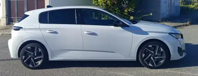Peugeot 308 2024 - 23990 EUR, 67800 km - 67800km - foto 4 de 21