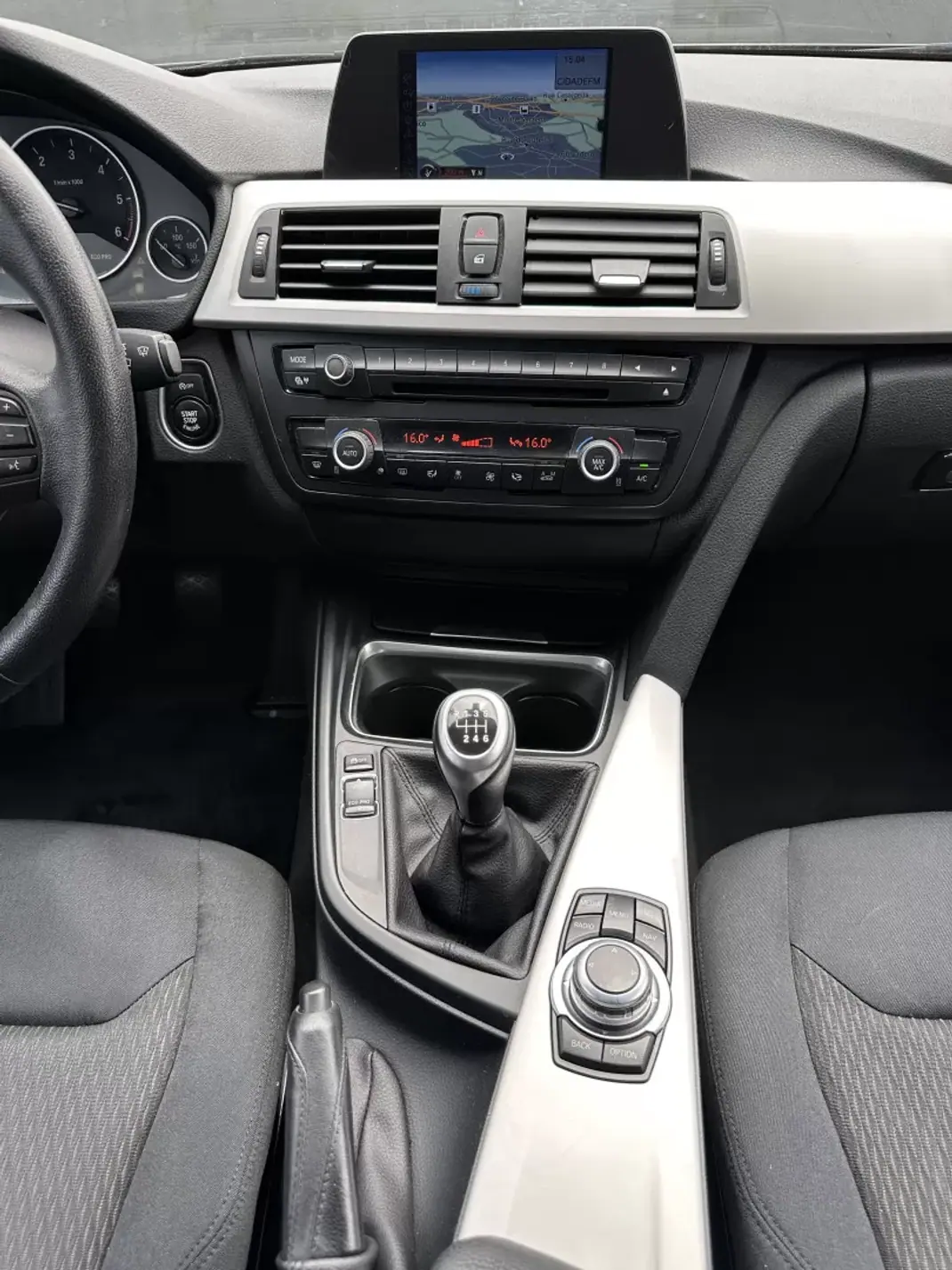 BMW 320 2013 - 13900 EUR, 280000 km - AUTO.MOTO.pt - 280000km - foto 58 de 64