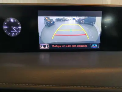 Lexus UX 250h 2021 - 22450 EUR, 142000 km - AUTO.MOTO.pt - 142000km - foto 11 de 20