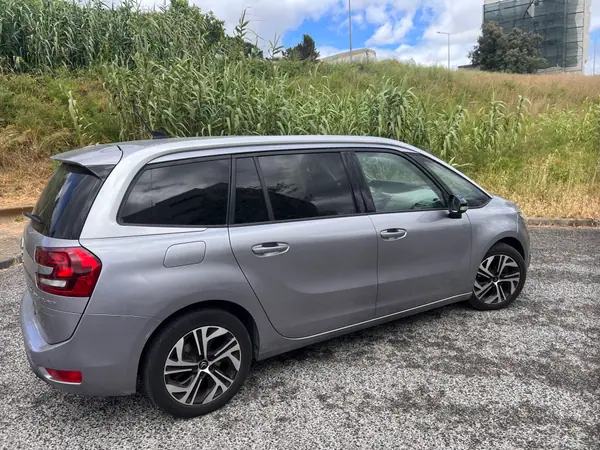 Citroën C4 Spacetourer 2019 - 11999 EUR, 99000 km - AUTO.MOTO.pt - 99000km - foto 5 de 10