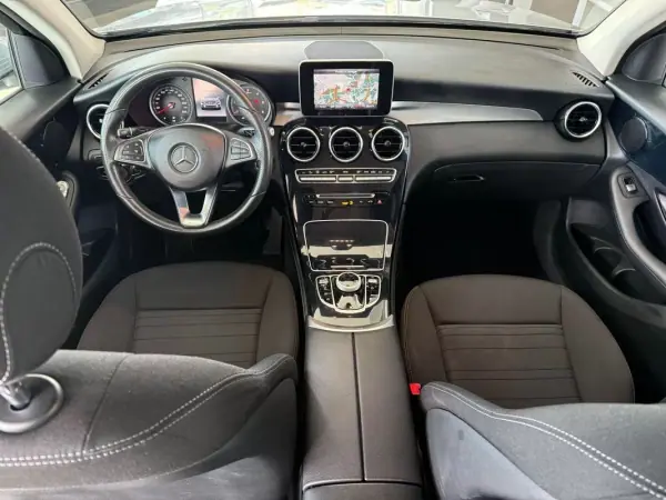 Mercedes-Benz GLC 250 2017 - 31990 EUR, 126652 km - AUTO.MOTO.pt - 126652km - foto 12 de 24