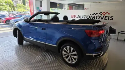 Volkswagen T-Roc Cabrio 2020 - 26900 EUR, 61926 km - AUTO.MOTO.pt - 61926km - foto 22 de 56