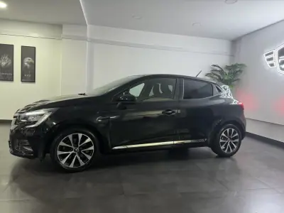 Renault Clio 2020 - 13250 EUR, 80000 km - AUTO.MOTO.pt - 80000km - foto 3 de 11