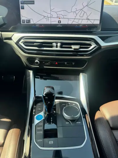 BMW i4 2022 - 53505 EUR, 54000 km - AUTO.MOTO.pt - 54000km - foto 8 de 25