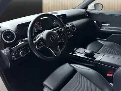 Mercedes-Benz A 250 2022 - 27800 EUR, 78000 km - AUTO.MOTO.pt - 78000km - foto 7 de 20