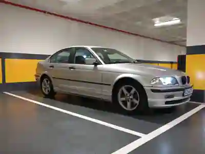 BMW 320 2000 — foto 2 de 15