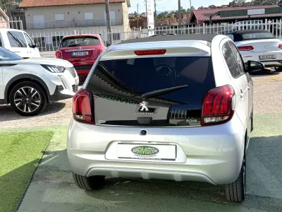 Peugeot 108 2020 - 10500 EUR, 23377 km - foto 4 de 16