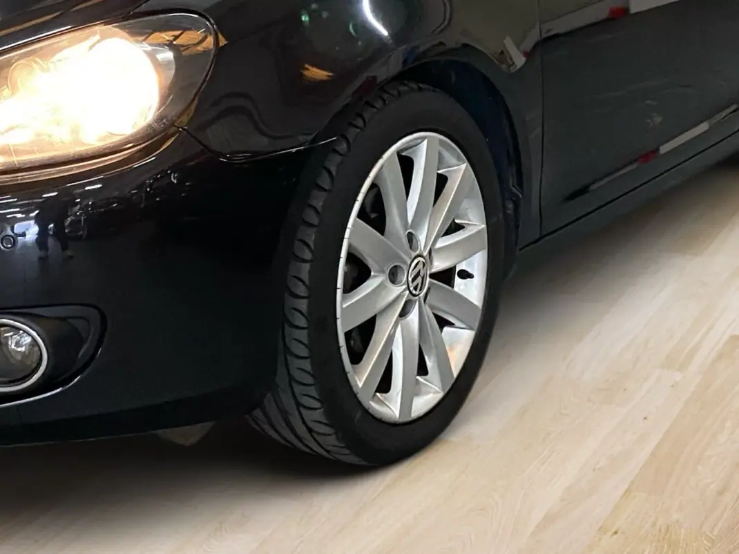 Volkswagen Golf Variant 2008 - 7950 EUR, 267609 km - AUTO.MOTO.pt - 267609km - foto 6 de 20