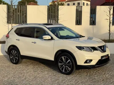 Nissan X-Trail 2014 - 16950 EUR, 99000 km - 99000km - foto 1 de 39