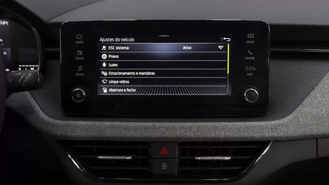 Skoda Kamiq 2024 - 18850 EUR, 54000 km - AUTO.MOTO.pt - 54000km - foto 29 de 33