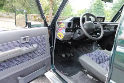Toyota Land Cruiser 1994 - 31900 EUR, 237000 km - AUTO.MOTO.pt - 237000km - foto 23 de 40