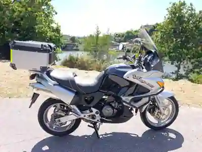 Honda XL1000V-Varadero 2008 - 5700 EUR, 48000 km - foto 4 de 14