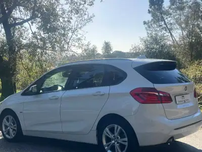BMW 216 Active Tourer 2018 - 18900 EUR, 117632 km - AUTO.MOTO.pt - 117632km - foto 4 de 23