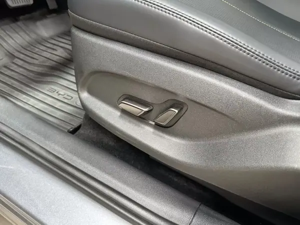 BYD Atto 3 2025 - 32450 EUR, 10303 km - AUTO.MOTO.pt - 10303km - foto 55 de 60