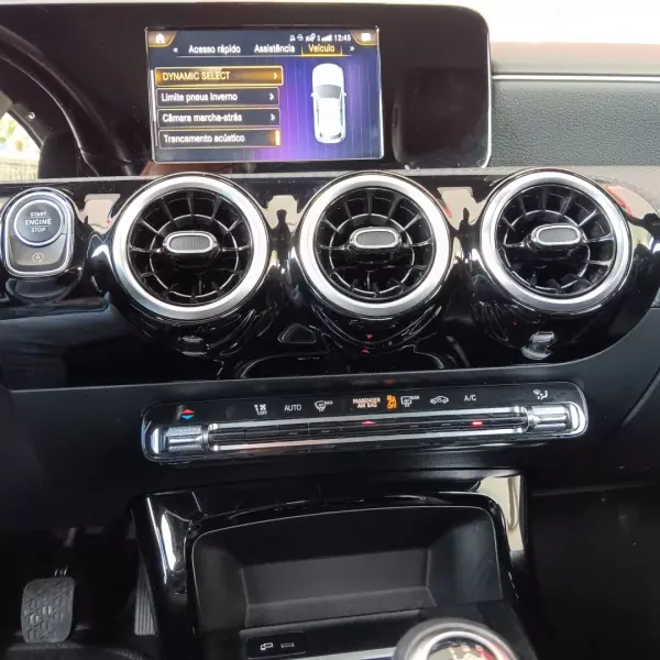 Mercedes-Benz A 180 2021 - 26500 EUR, 83875 km - AUTO.MOTO.pt - 83875km - foto 25 de 30
