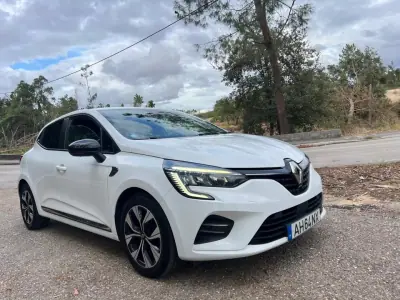 Renault Clio 2021 - 170210km