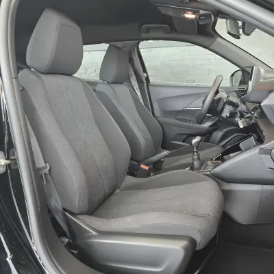 Peugeot 2008 2025 - 19990 EUR, 24150 km - AUTO.MOTO.pt - 24150km - foto 9 de 30