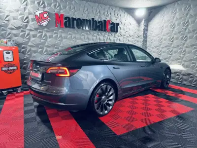 Tesla Model 3 2022 - 32990 EUR, 70718 km - AUTO.MOTO.pt - 70718km - foto 2 de 33