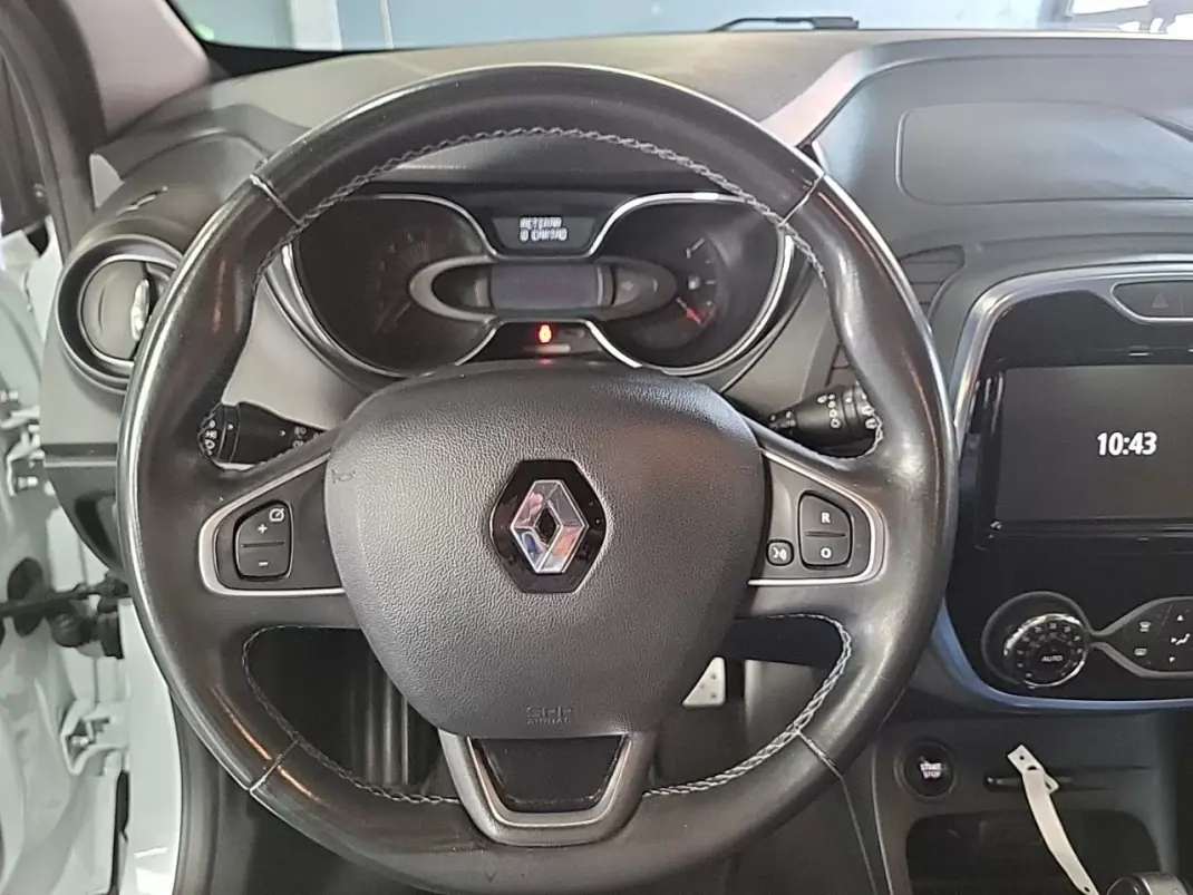 Renault Captur 2017 - 11900 EUR, 118207 km - 118207km - foto 16 de 23