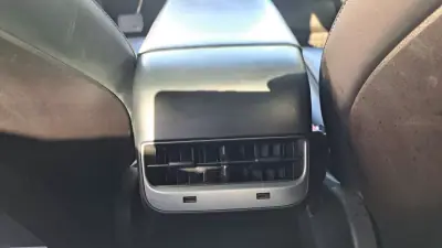 Tesla Model 3 2019 - 22500 EUR, 113000 km - AUTO.MOTO.pt - 113000km - foto 52 de 53