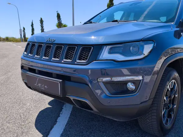 Jeep Compass 2020 - 22990 EUR, 79241 km - AUTO.MOTO.pt - 79241km - foto 21 de 30