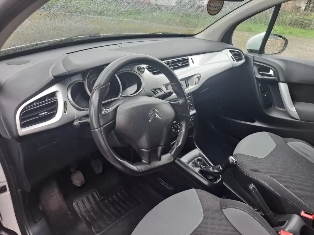 Citroën C3 VAN 2010 - 4300 EUR, 218306 km - AUTO.MOTO.pt - 218306km - foto 3 de 9