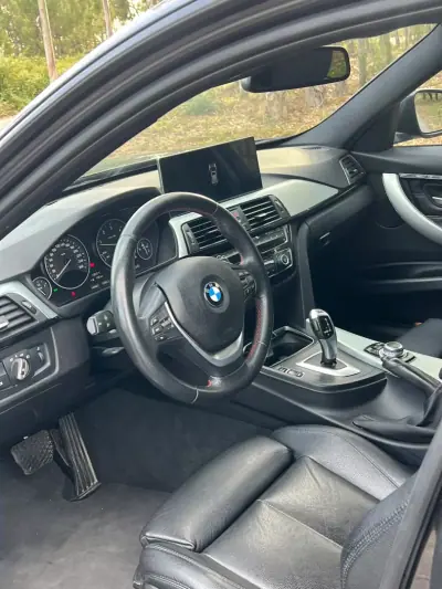 BMW 318 2017 - 18900 EUR, 156599 km - AUTO.MOTO.pt - 156599km - foto 25 de 30
