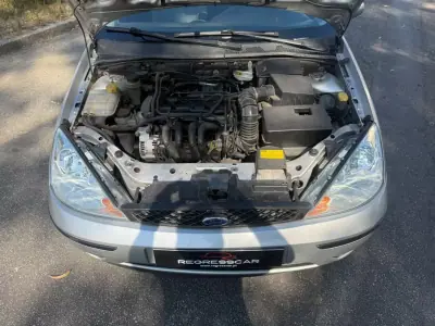 Ford Focus 2004 - 2750 EUR, 155000 km - AUTO.MOTO.pt - 155000km - foto 17 de 24