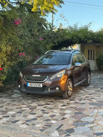 Peugeot 2008 2014 - 14500 EUR, 75896 km - AUTO.MOTO.pt - 75896km - foto 2 de 11