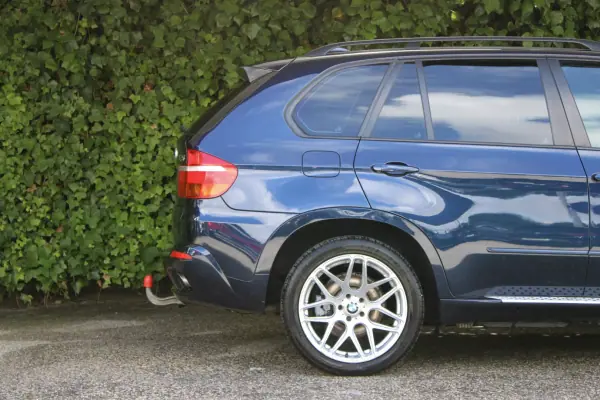 BMW X5 2009 - 16900 EUR, 230000 km - 230000km - foto 4 de 17