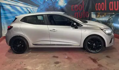 Renault Clio 2019 - 14480 EUR, 30000 km - AUTO.MOTO.pt - 30000km - foto 4 de 50