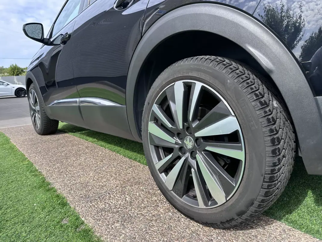 Peugeot 3008 2019 - 17900 EUR, 180000 km - AUTO.MOTO.pt - 180000km - foto 21 de 62