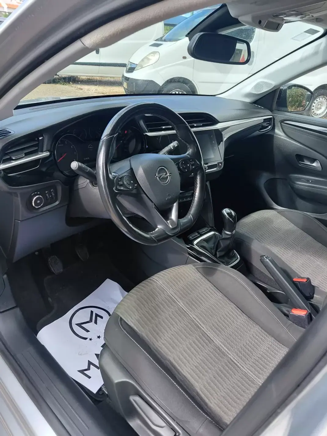 Opel Corsa 2022 - 13900 EUR, 59000 km - AUTO.MOTO.pt - 59000km - foto 3 de 12