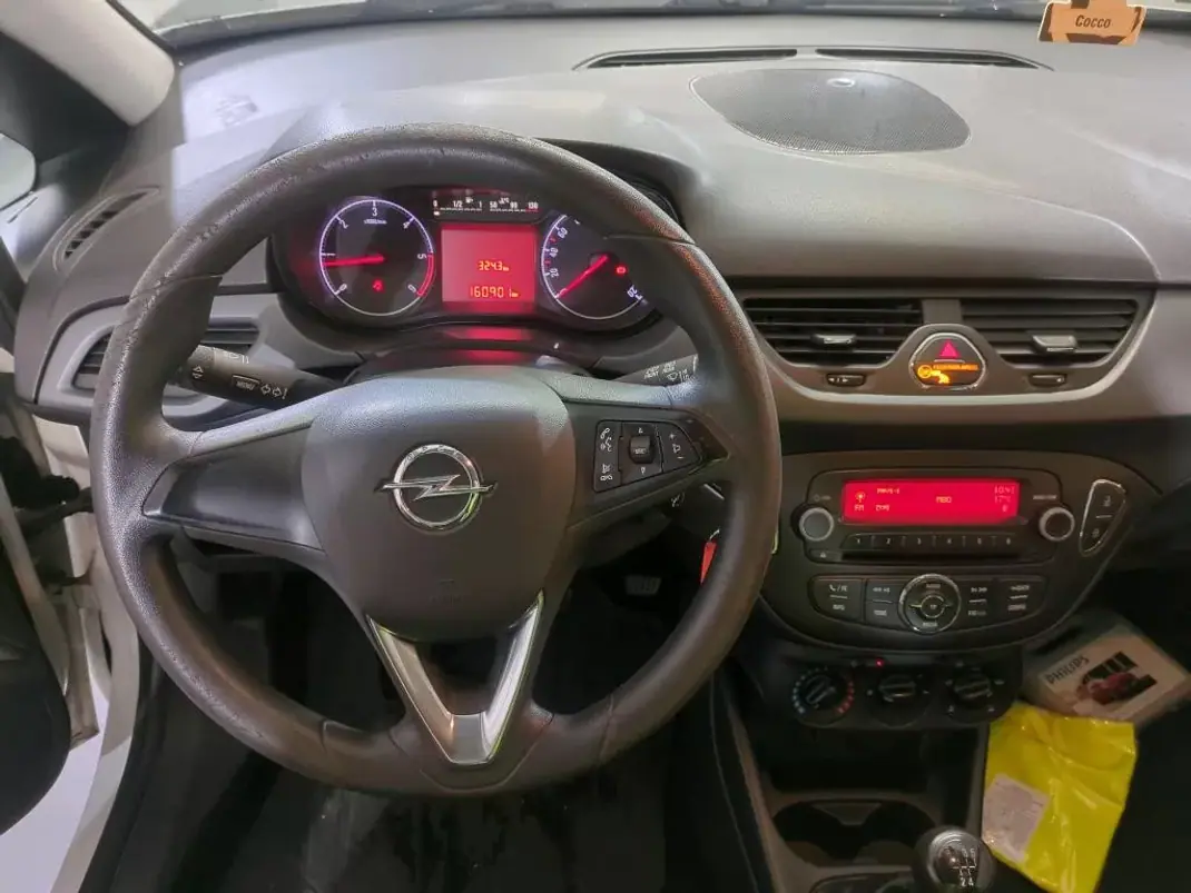 Opel CORSA VAN 1.3 CDTI 2018 - 8750 EUR, 160901 km - AUTO.MOTO.pt - 160901km - foto 4 de 7