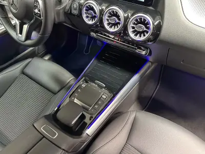 Mercedes-Benz GLA 250 2022 - 34950 EUR, 15821 km - AUTO.MOTO.pt - 15821km - foto 38 de 47
