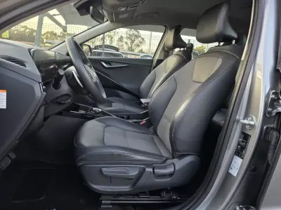Kia Niro EV 2022 - 23990 EUR, 89000 km - AUTO.MOTO.pt - 89000km - foto 16 de 46