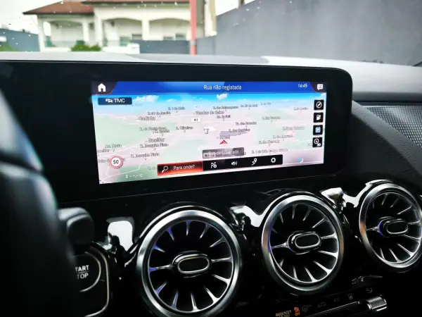 Mercedes-Benz EQA 2021 - 29950 EUR, 51000 km - AUTO.MOTO.pt - 51000km - foto 17 de 30