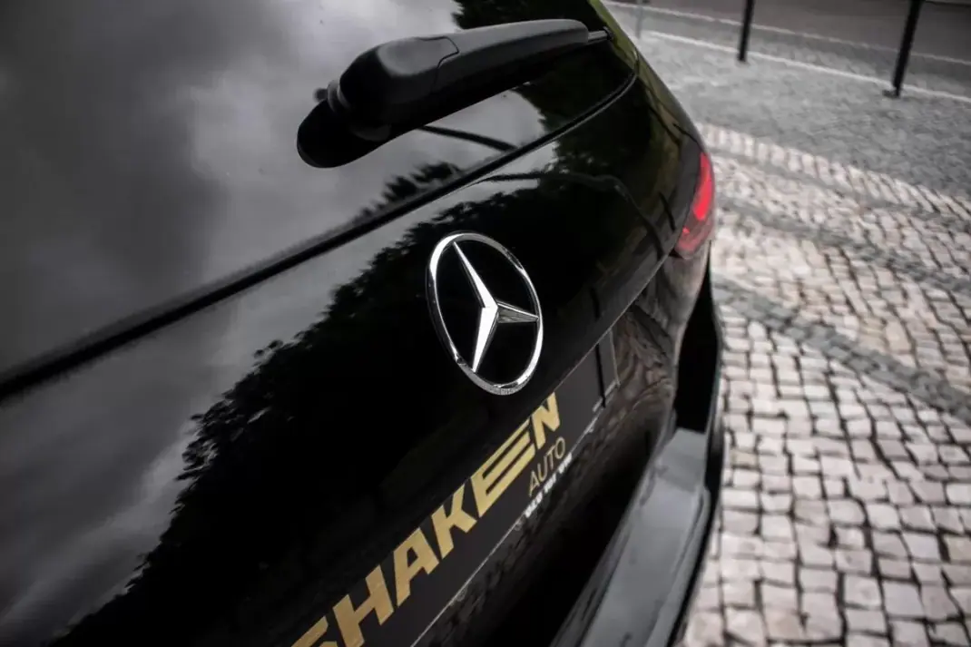 Mercedes-Benz C 300 2023 - 39900 EUR, 69493 km - AUTO.MOTO.pt - 69493km - foto 12 de 41