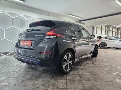 Nissan Leaf 2019 - 19500 EUR, 25097 km - AUTO.MOTO.pt - 25097km - foto 18 de 41