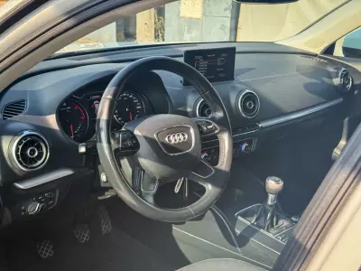 Audi A3 Sportback 2016 - 14990 EUR, 98000 km - AUTO.MOTO.pt - 98000km - foto 5 de 12
