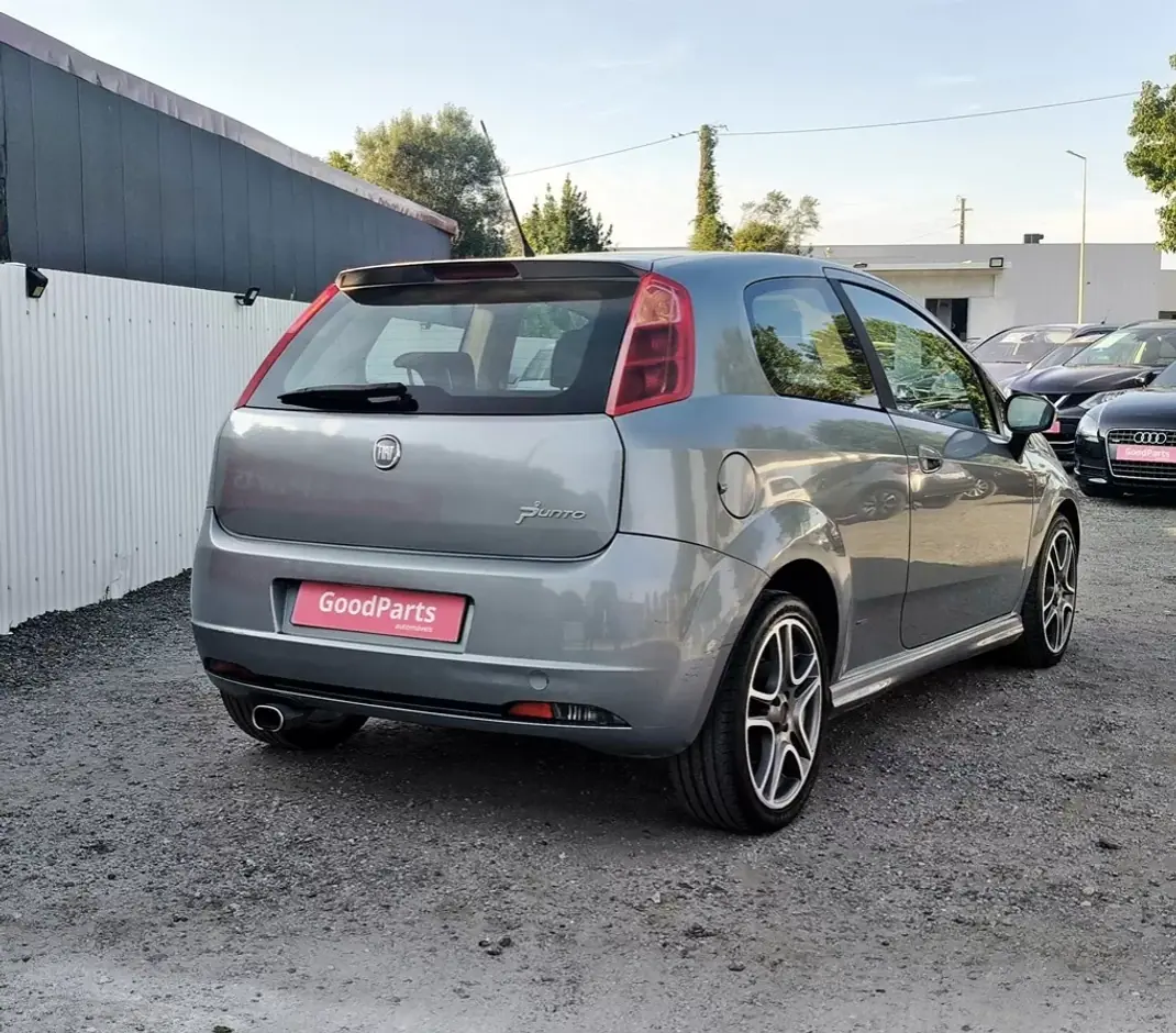 Fiat Grande Punto 2009 - 3950 EUR, 240503 km - 240503km - foto 8 de 26