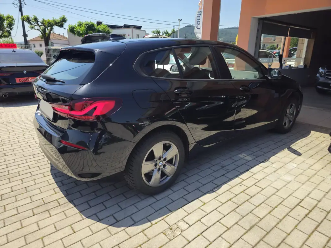 BMW 116 2021 - 19500 EUR, 86400 km - AUTO.MOTO.pt - 86400km - foto 4 de 15