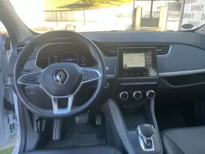 Renault Zoe 2021 - 15750 EUR, 72000 km - 72000km - foto 6 de 9