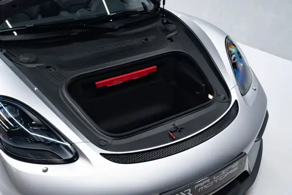 Porsche 718 Spyder 2020 - 124950 EUR, 16000 km - AUTO.MOTO.pt - 16000km - foto 6 de 52