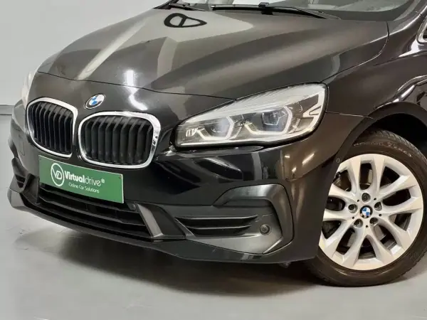 BMW 218 Gran Tourer 2018 - 14750 EUR, 148000 km - AUTO.MOTO.pt - 148000km - foto 13 de 54