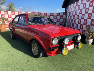Ford Escort 1976 - 15686km