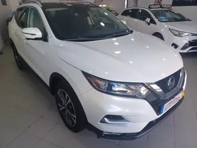 Nissan Qashqai 2018 - 17900 EUR, 54008 km - 54008km - foto 11 de 39